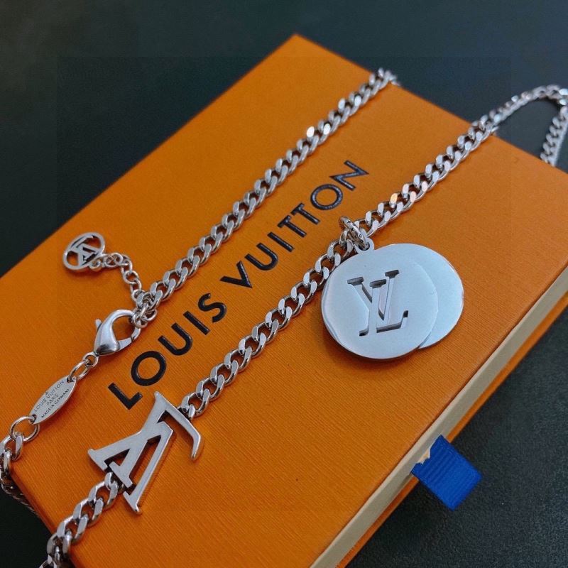 Louis Vuitton Necklaces